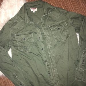 Men’s long sleeve button down